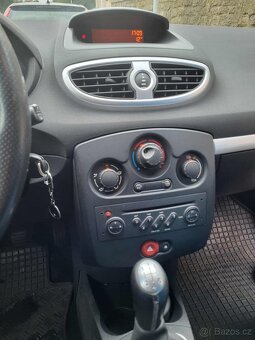 Renault Clio Grantour 12.16v 55kw - 12