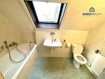 Prodej, rodinný dům, 195 m2, Valy, ul. Borová - 12