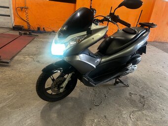 Honda PCX 150 - 12