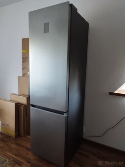 Lednička Samsung - 12