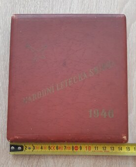 KAZETA S LETECKÝMI ZNAKY  - NÁRODNÍ LETECKÁ SBÍRKA 1946 - 12