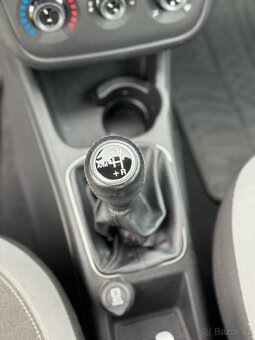 Fiat Punto Evo 1.4 57 kW | 2012 | Klima | Rádio | 5dveř - 12