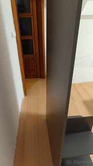 Šatní skříň - 12