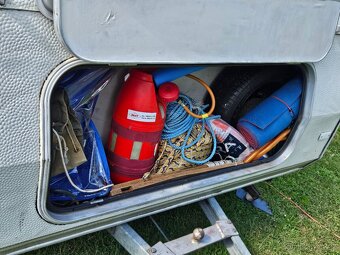 Karavan Knaus Südwind udržovaný,garážovaný,suchý.... - 12