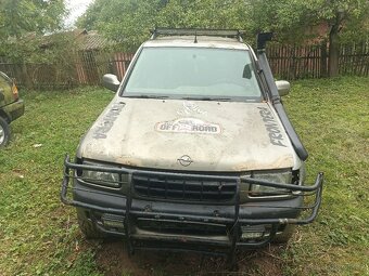 2x Opel Frontera 3.2 V6 - 12