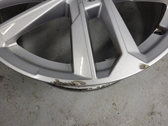Originál 17" Audi A3 VW Škoda 5x112 - 12