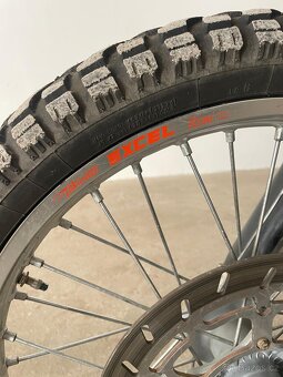 KTM 640 LC4 Adventure R - 12