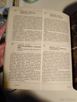 Farebný atlas rastlín - 12