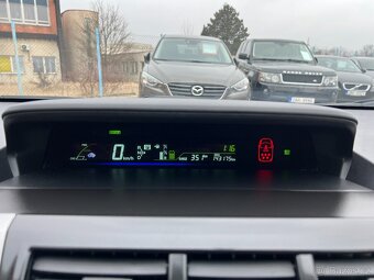 Toyota Prius, 1.8 i 73kW HYBRID 7 MÍST - 12