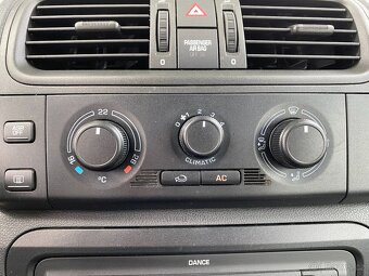 Škoda Fabia 1.2 i DPH Klima, Centrál, ASR - 12
