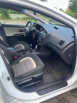 Kia Ceed JD 1.6 GDI 99KW Kombi TOP 2018 - 12
