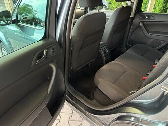 ŠKODA YETI 2.0TDi 110kW 4X4 DSG R.V. 2016 - 12