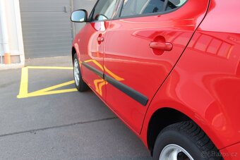 Škoda Fabia 1.6 16v, jen 107 000Km, servisovaná, hezký stav - 12