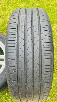 Volvo 235/55/18 - 12