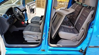 vw cady 1.4 benzin 7 mistne ( velmi pekny stav ) - 12