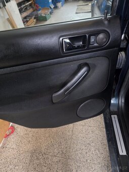 VW Golf 4  1.4 16V OCEAN verze - 12