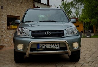 Toyota RAV-4 2.0 VVT-I benzín 110 KW 4x4 39 TKM - 12