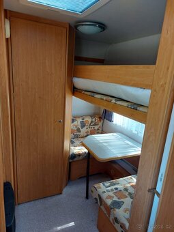 Prodám karavan Knaus 500TK, r.v.1999 + palandy + předstan. - 12