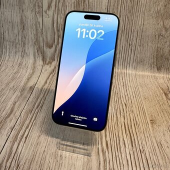 iPhone 15 Pro 256GB, bílý, eSIM, 97% baterie (rok záruka) - 12