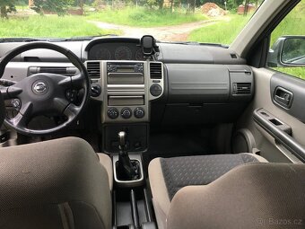 Nissan X-TRAIL 2.2 TDI - 12