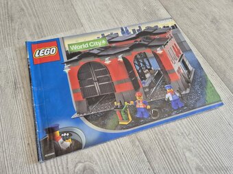 LEGO 10027 VLAK 9V - Train Engine Shed - 12