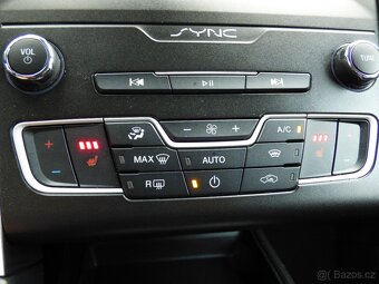 Ford Mondeo 2,0 Titanium - 12