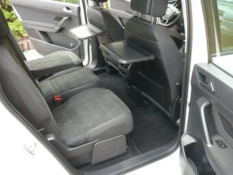 VW TOURAN 2.0 TDI 90KW FULLLED NAVI ACC FRONT EL.TAŽNÉ 2021 - 12