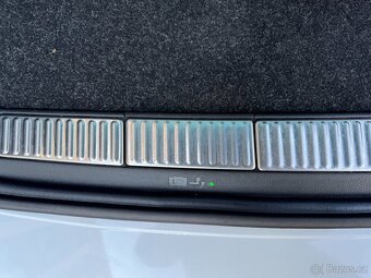 Škoda Superb 3 iV 1.4 eTSI 150kW DSG Tažné Webasto Navigace - 12