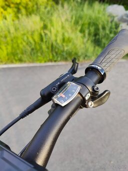 Krosové elektrokolo Аuthоr Essenсe, na 160–175 cm, kola 29" - 12