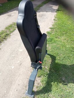 Nájezdova rampa pro vozíčkáře do auta - 12