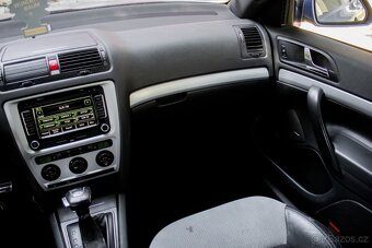 Škoda Octavia Combi 2.0 TDI CR DPF RS DSG. - 12