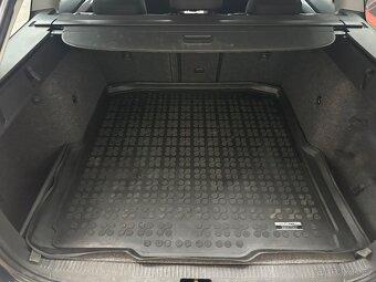 Skoda octavia 1.4tsi combi - 12
