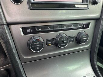 Volkswagen Golf LOUNGE 2,0 TDI 110 KW SERVIS - 12