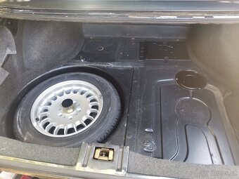 Bmw e28 520i Shadowline - 12