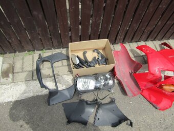 Honda VFR 800 - 12