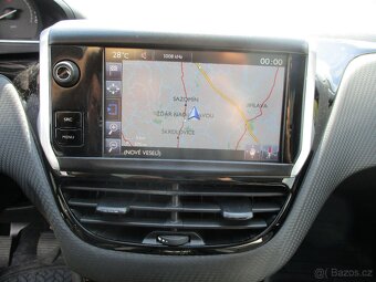 Peugeot 2008 e-HDI FAP 92k PANORAMA LED GPS 2014 - 12