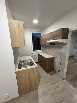 Prodám zrekonstruovaný Byt 1+k+k - 12