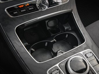 Mercedes-Benz Třídy E, 220D 4Matic 2,0/142kW Tažné - 12