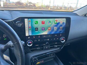 Lexus NX 450 + hybrid 2024. 11. měsíc - 12