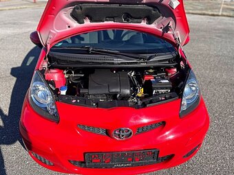 TOYOTA AYGO 1.0VVT-i AUTOMAT 80.000KM PĚKNÝ STAV - 12
