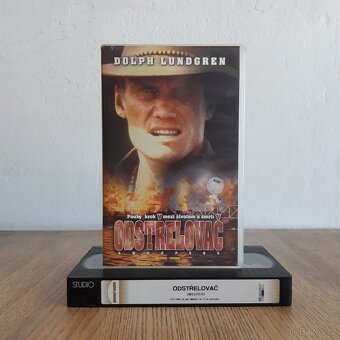 18x VHS video kazety #4 /SLEVA/ - 12