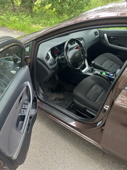 KIA CEED 1.4 73kw 2013 najeto 63.000km - 12