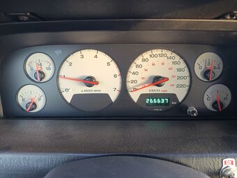 Jeep Grand Cherokee 4.7 Infinity gold - 12