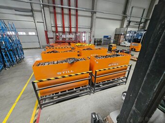 Trakční baterie 48V 560 Ah - 12