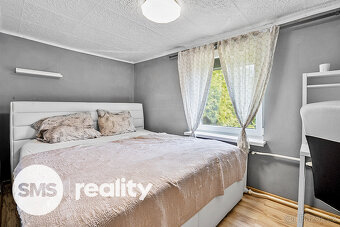Prostorný rodinný dům 186 m², 2 bytové jednotky, zahrada, ba - 12