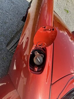 Porsche 911 Carrera (930 SC) - 12