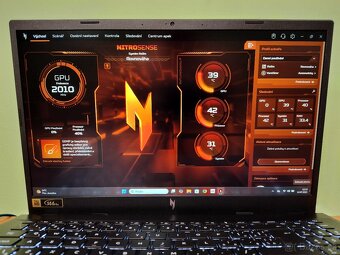 Herní Nitro V15,RTX 4060-8GB,intel-13gen,DDR5-ZÁRUKA - 12
