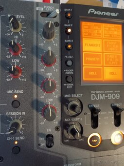 Profi Battle DJ mix Pioneer DJM-909 po servisu TOP - 12