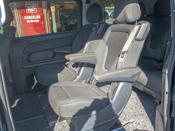 Mercedes-Benz ČR 220D MAT NAVI – 7 sedadel - 12