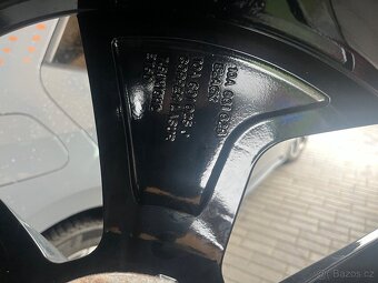 Originální Alu letní sada vw ID3, 215/50 R19 - 12